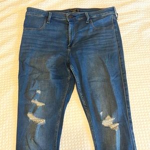 Ripped style Abercrombie High Rise Jean Legging